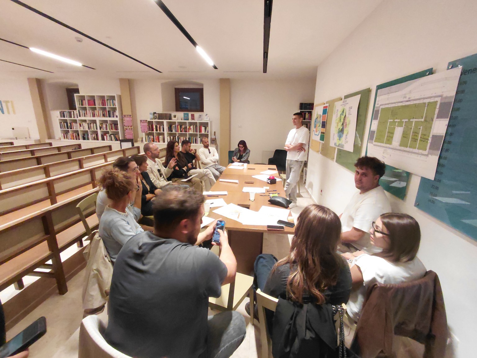 Partecipanti al lavoro sulle proposte per i giovani e il territorio